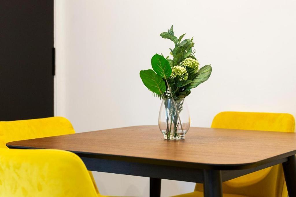 Stylish 3 Bed Edinburgh Abode-Parking And Garden Edimburgo Exterior foto